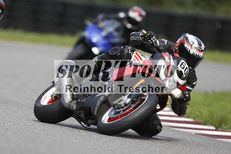 /Archiv-2025/53 16.09.2025 Track Day Domi Aegerter ADR/Gruppe gruen/60
